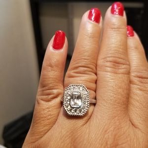 Beautiful Emilia Radiant Ring